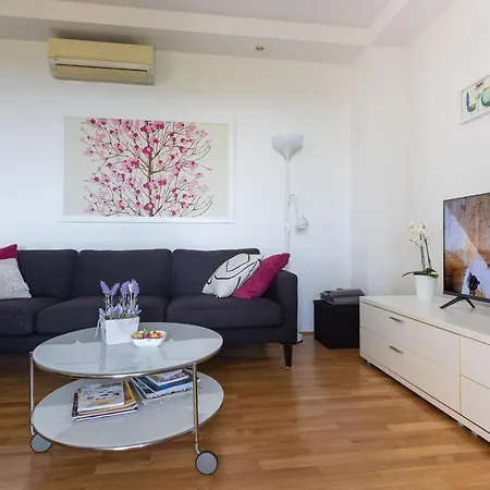 Apartment Sunspot - Beautiful View With Big Garden, Free Parking, *