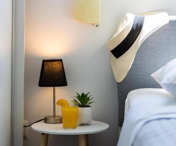 Sunspot - Beautiful View With Big Garden, Free Parking,