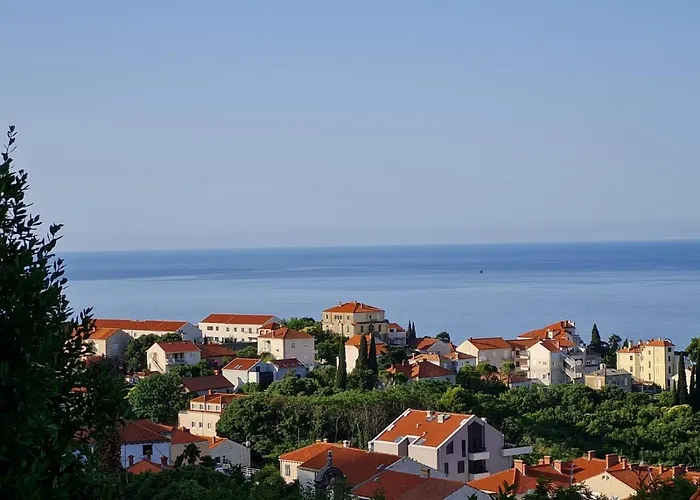 Διαμέρισμα Sunspot - Beautiful View With Big Garden, Free Parking,